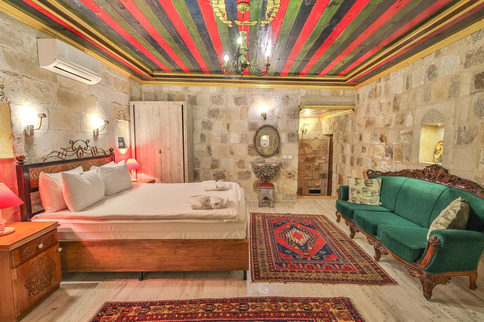 Bedrock Cave Hotel (Adults Only) Göreme Exterior foto